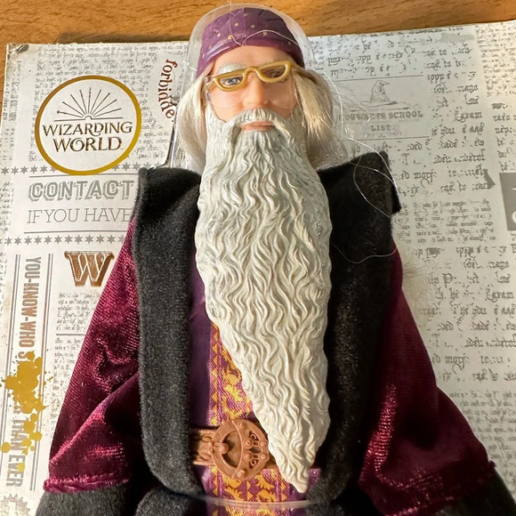 Dumbledore figurine from Harry Potter. - Picture 2 of 4